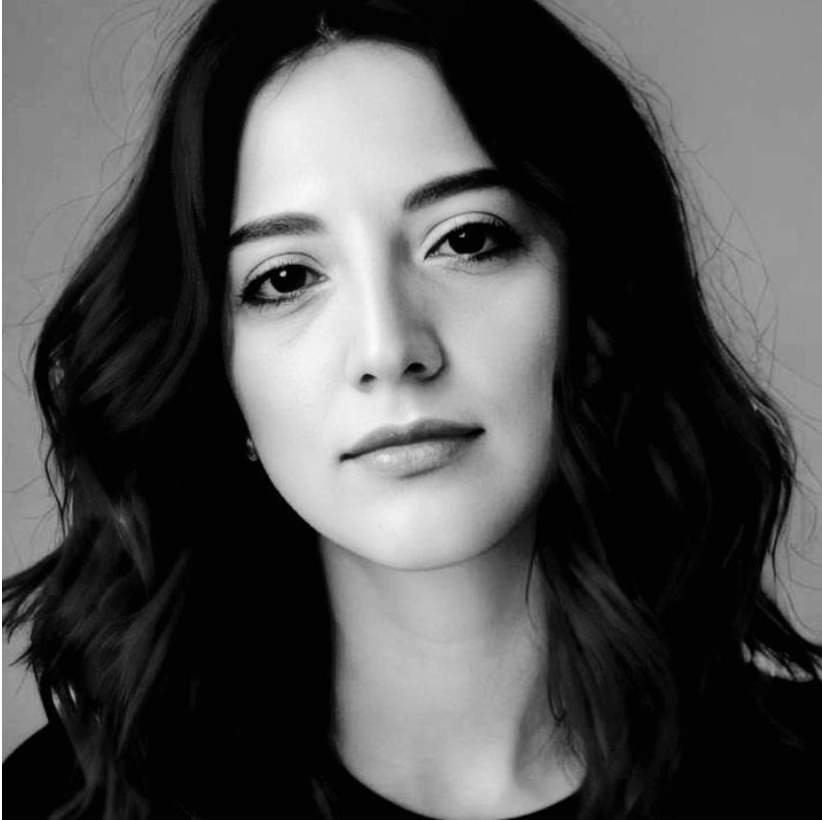 Helen Aloskan Headshot